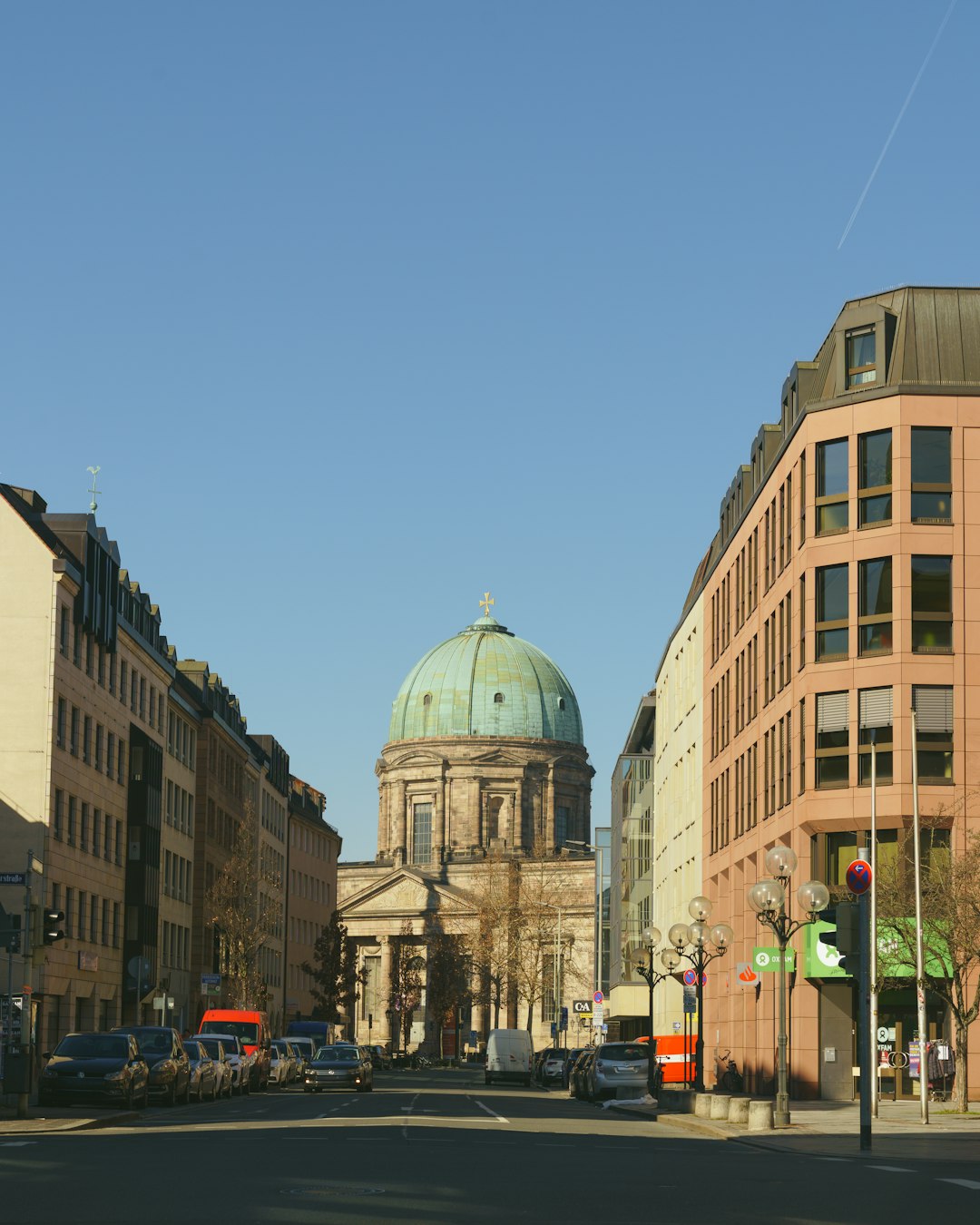 Stadtentwicklung neu gedacht: Gro&szlig;projekte in London und Berlin